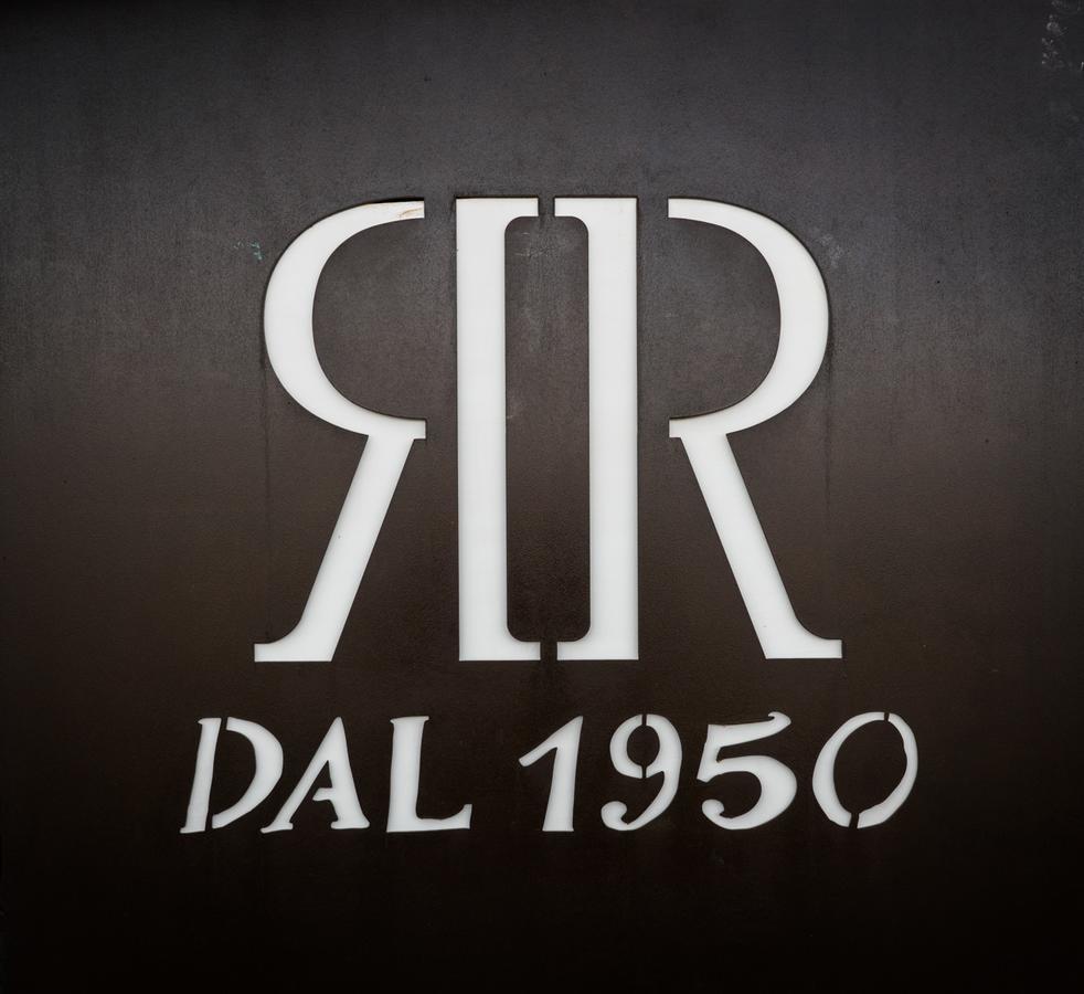 Hotel Da Renato Albinia Exteriör bild